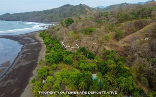 Increíble propiedad elevada frente al mar – MLS 22359