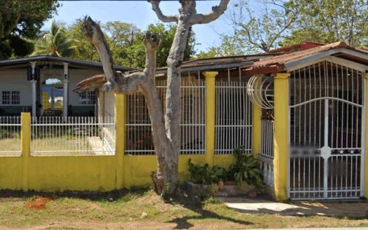 Residencia e instalaciones religiosas en David, Chiriquí – MLS 22918