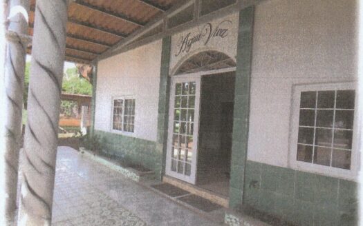 Residencia e instalaciones religiosas en David, Chiriquí – MLS 22918