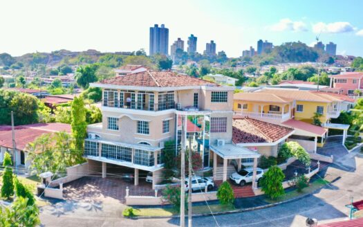 Venta de Casa Mansión en Betania, Panamá – MLS 22260