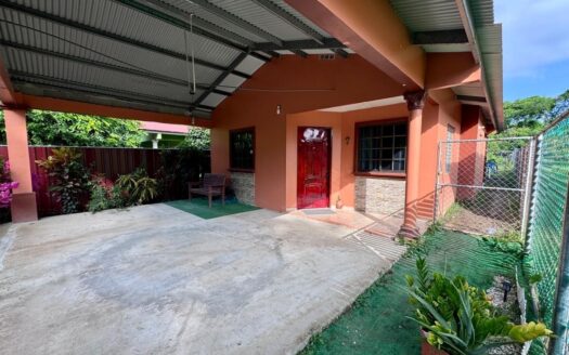 Se vende casa en El Carate, Las Tablas – MLS 22715