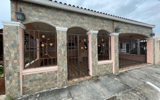 Venta de casa en Villas de Santa Bárbara, Tocumen – MLS 22079