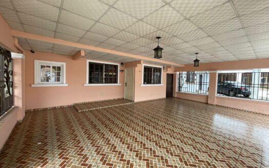 Venta de casa en Villas de Santa Bárbara, Tocumen – MLS 22079