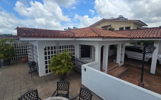 EXCLUSIVA RESIDENCIA LOS GUAYACANES HATO PINTADO – MLS 22953