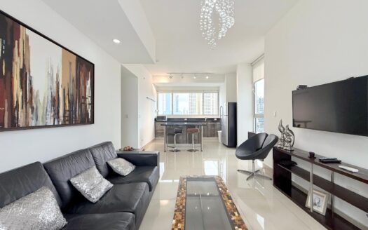 Apartamento remodelado de 2 habitaciones para venta en Obarrio – MLS 22981