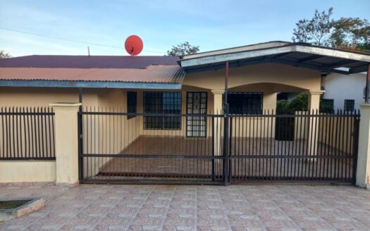 Casa Residencial en Venta – San Pablo Viejo, El Robledal – MLS 23012
