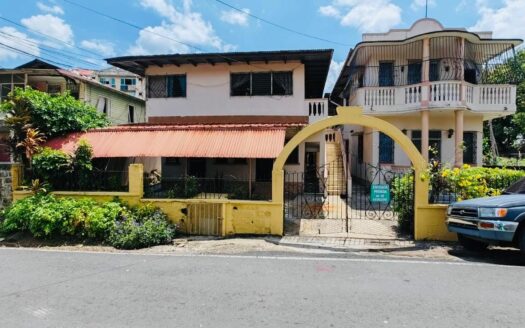 Se vende casa comercial en Rio Abajo – MLS 20075