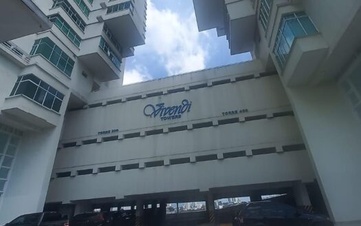 Se Vende Apartamento en PH Vivendi Towes, Reposeída – MLS 23032