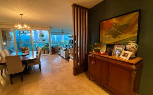 VENTA RELAMPAGO TITANIUM – MLS 23052