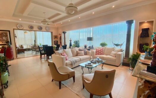 IMPRESIONANTE APARTAMENTO DE 3 HABITACIONES – MLS 23120