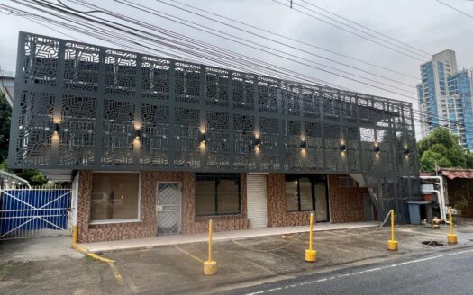 Se Alquila casa comercial de dos pisos – MLS 22891