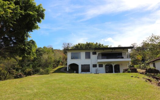 Casa con impresionantes vistas en venta en Jaramillo – MLS 22137