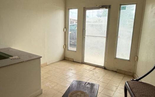 En venta: 2 locales en esquina en el centro de Chitré con gran visibilidad – MLS 22867