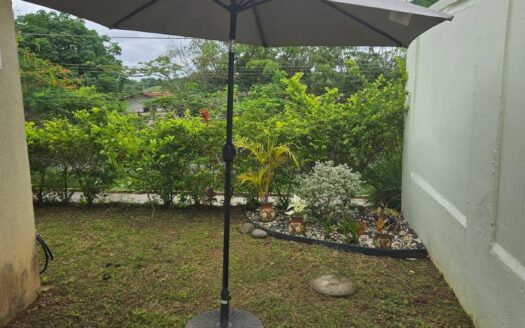 SE VENDE CASA EN BRISAS DEL LAGO – MLS 22861
