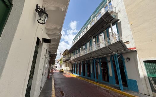 Casa de Los Arcos – Proyecto Exclusivo en Av. A, Frente al Sofitel – MLS 21964