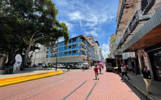 Casa Ana – Edificio en Ave Central y Plaza Santa Ana – MLS 21961