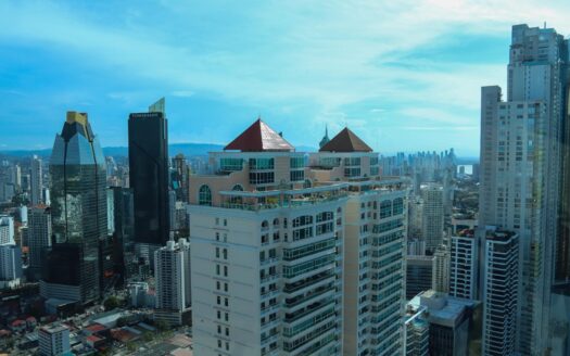 Exclusivo Penthouse en PH Miramar Plaza, Bella Vista – Vista Panorámica – MLS 23232
