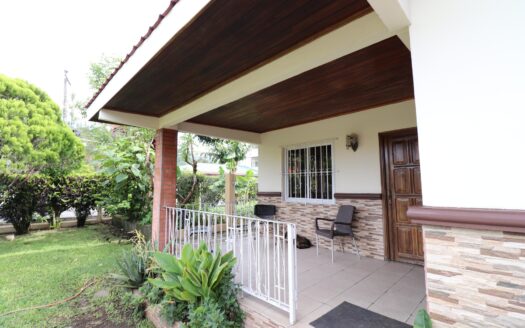 Corner Lot Property for Sale on Boquete – MLS 23247