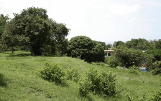 VENTA DE TERRENO CON VISTA AL MAR PARA INVERSIÓN | ZONIFICACIÓN RM2 – MLS 22742