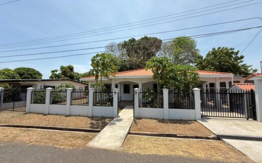 Venta de Casa en el Vigia – MLS 22350