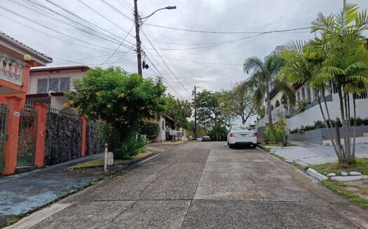 Se vende casa en Altos de Betania – MLS 23291