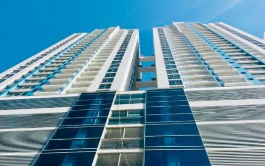 Apartamento en alquiler en Carrasquilla amoblado – MLS 23308