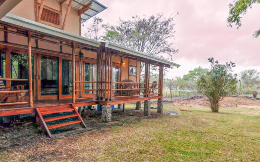 Casa de Bambú cerca de Boquete – MLS 22381