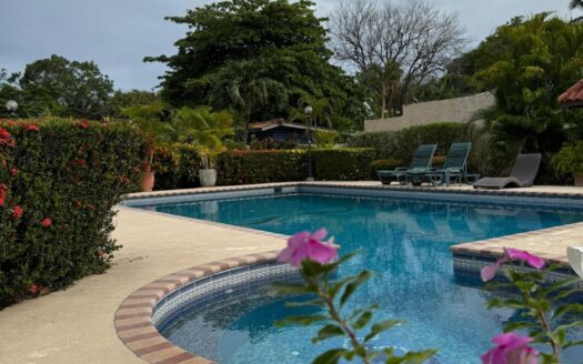 Casa de playa en Coronado – MLS 23303
