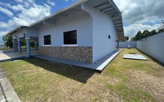 0 – MLS 23141