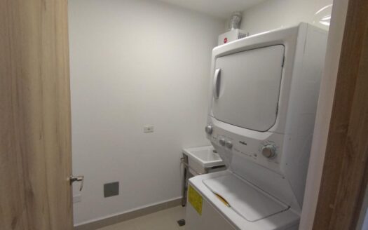 Estrena apartamento de 2 Rec, 2 Baños listo para ocupar – MLS 23317