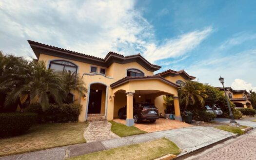 VENTA CASA ANTIGUA, COSTA DEL ESTE – MLS 22205