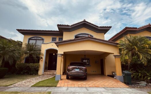 VENTA CASA ANTIGUA, COSTA DEL ESTE – MLS 22205
