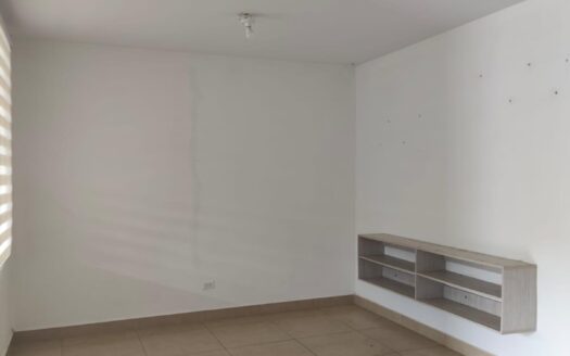 Banco Vende casa en Urbanización Parques de Oviedo Chorrera – MLS 23375