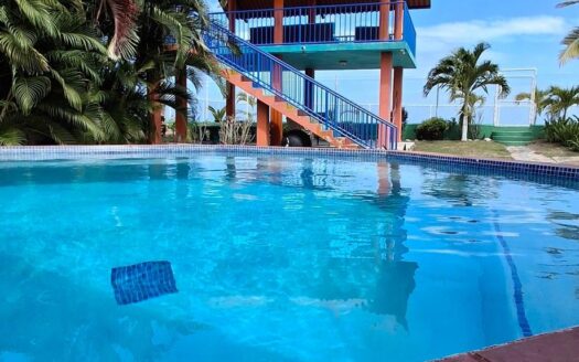 Casa frente al mar en Playa El Palmar – MLS 22730
