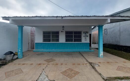 Se vende casa en Altos de San Judas, Colón – MLS 23182
