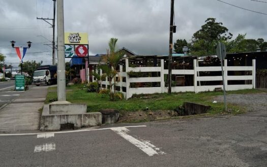 LOTE DE TERRENO DE ESQUINA EN CALLE PRINCIPAL DE VOLCÁN CENTRO – MLS 23973