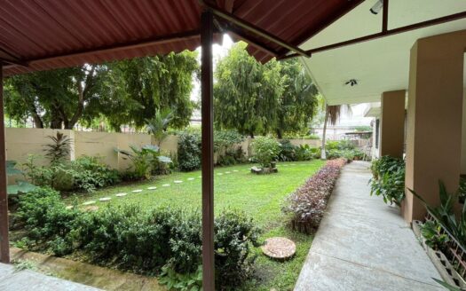 SE VENDE APARTAMENTO AMUEBLADO DE 2 RECAMARAS – MLS 23663