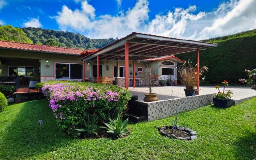 Casa en venta – Tierras Altas, Paso Ancho, Chiriquí – MLS 23917