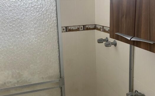 Venta de apartamento en La Alameda – MLS 23683