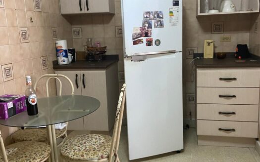 Venta de apartamento en La Alameda – MLS 23683