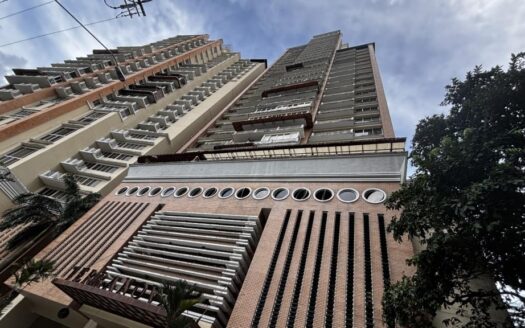 Apartamento en El Cangrejo – MLS 23690