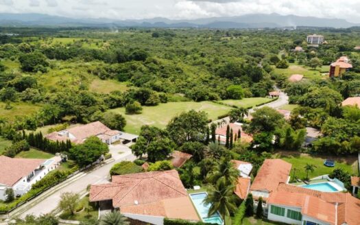 VENTA DE TERRENO EN PUNTA BARCO – MLS 23455