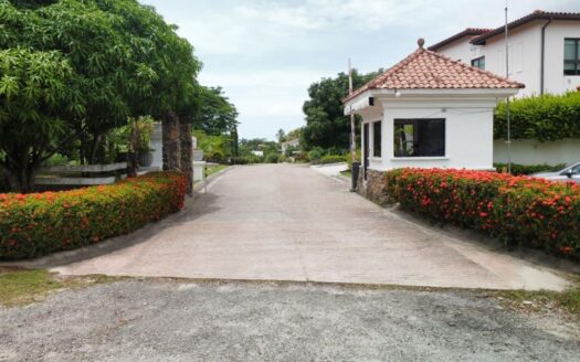 VENTA DE TERRENO EN PUNTA BARCO – MLS 23455