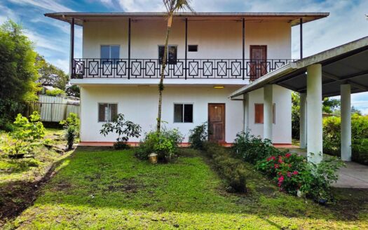 Casa en Tierras Altas Volcán ideal para remodelar y vivir en clima de monta – MLS 23877