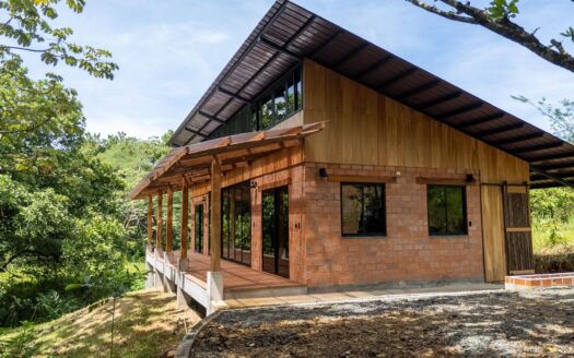 Casa nueva en la jungla en venta en Torio – MLS 23864