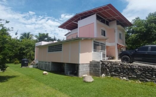 Casa de playa remodelada en venta – MLS 23477