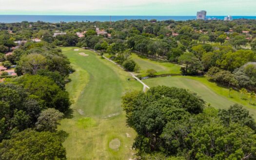 Impresionante Condominio en Coronado Golf Tower Panamá – MLS 20538