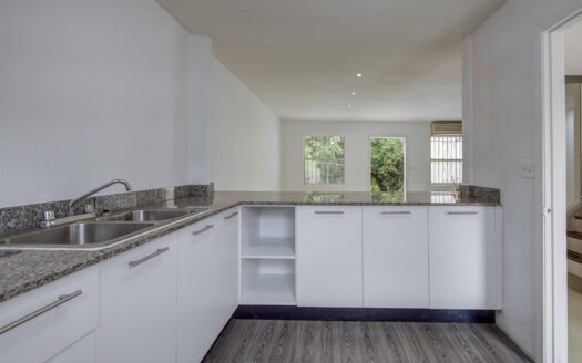 Clayton, Venta o Alquiler Duplex 2 recamaras, 1.5 banos – MLS 23910