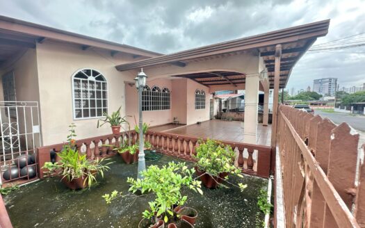 Venta Casa Lefevre 44 en Parque Lefevre – MLS 23961