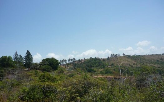 Globo de terreno en montaña con vista al mar – MLS 23539